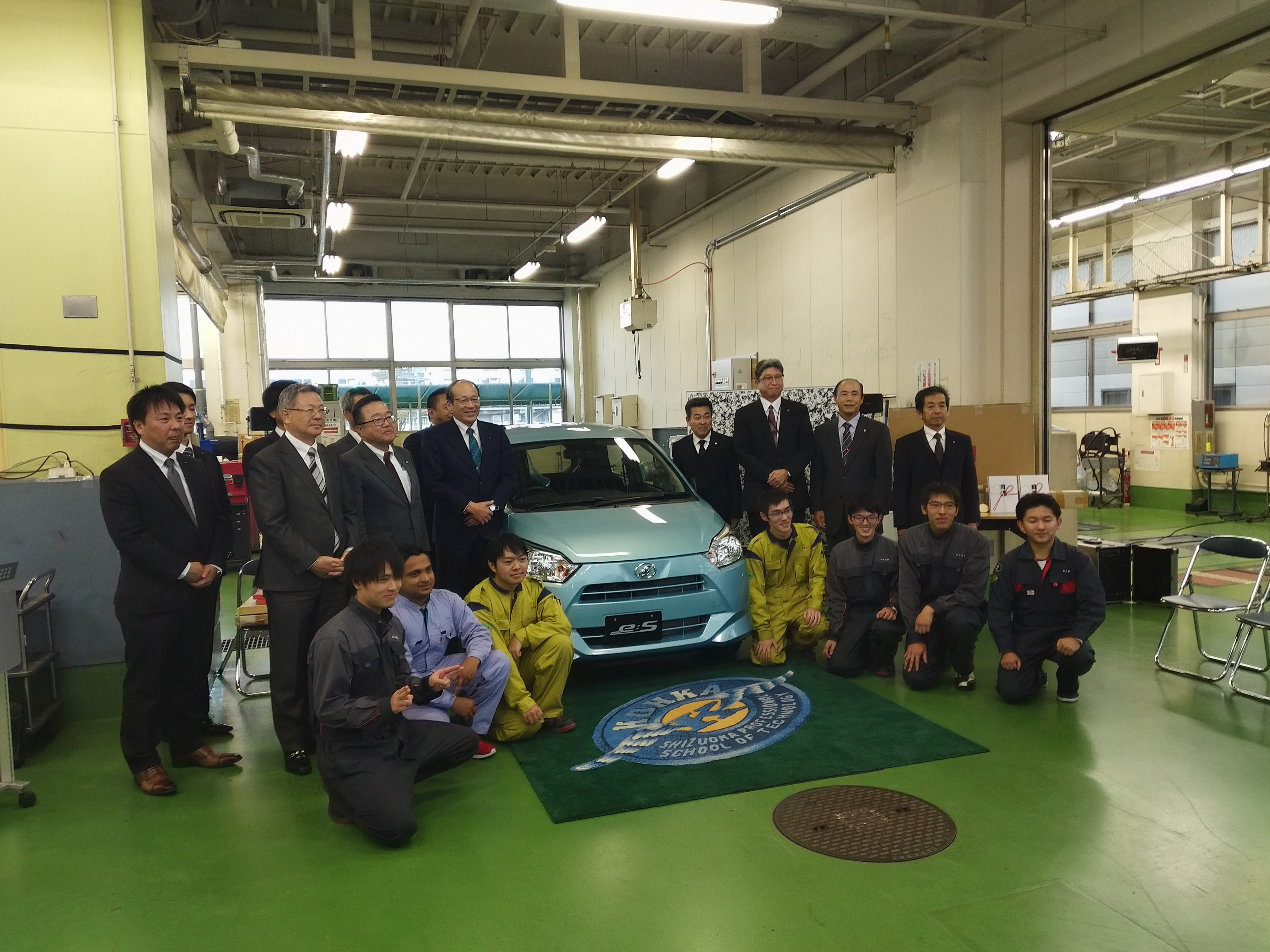 式典の集合記念撮影