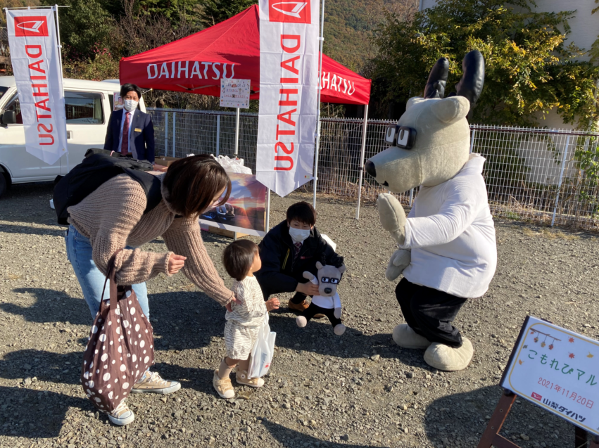 こもれびマルシェの様子