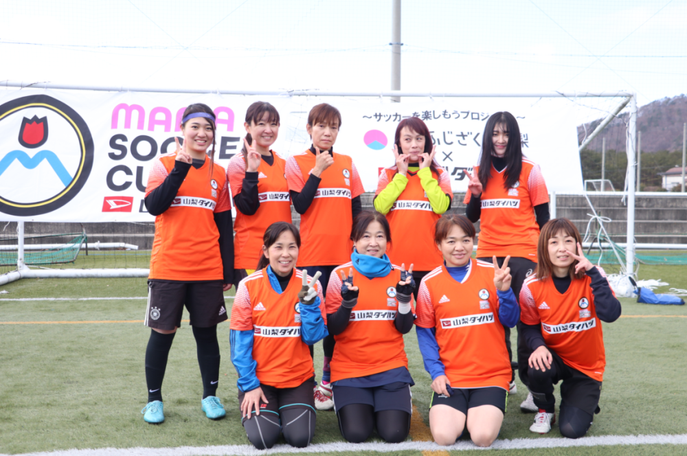 ママサカ（ママさんサッカー）カップの様子