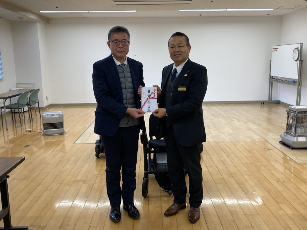 福祉介護関連団体様へ電動車椅子を寄贈しました